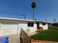 Building Photo - Beautiful 2 bedrooms duplex in Imperial Beach