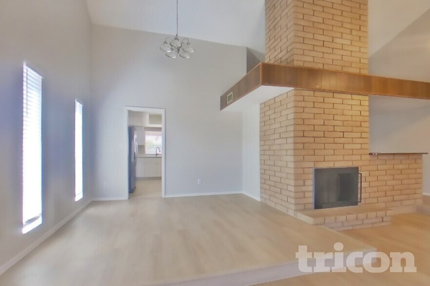 Building Photo - 3629 W Kelton Ln