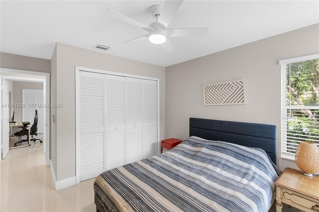 Building Photo - 19648 Back 9 Dr