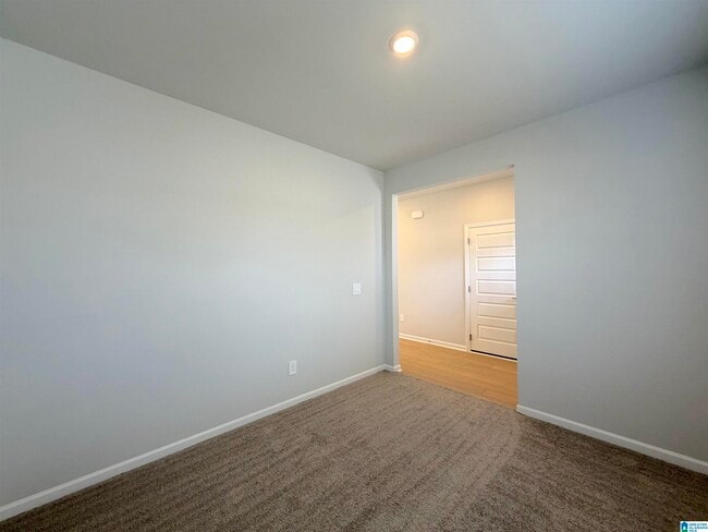 Building Photo - 14707 Mountain Strm Dr