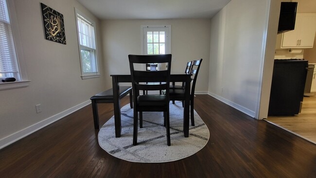 Dining room - 156 Stoneleigh Ave