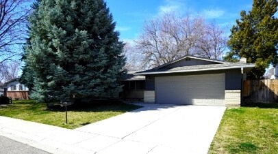 Building Photo - 9594 W Telfair Dr