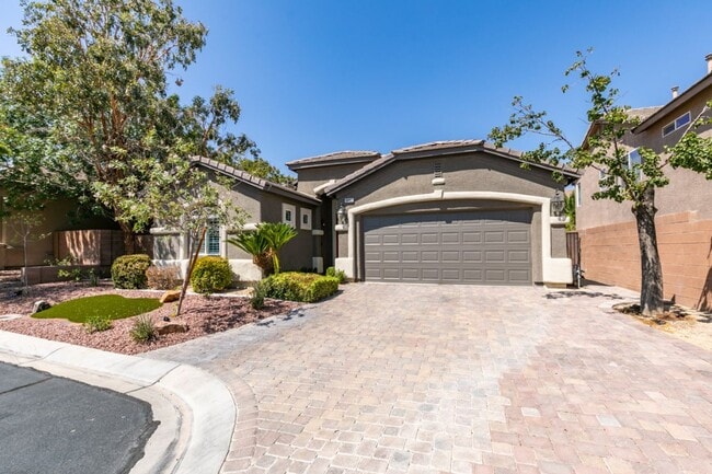 Building Photo - 10002 Long Barrow Ct