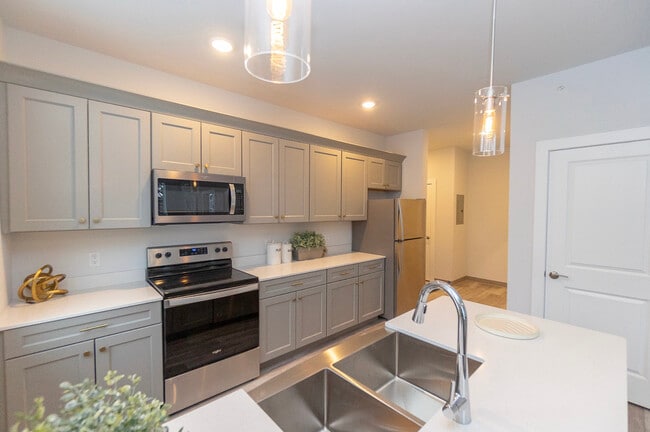 Building Photo - City Lofts