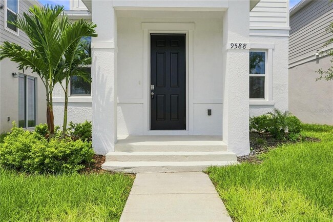Building Photo - 9588 Westside Hls Dr