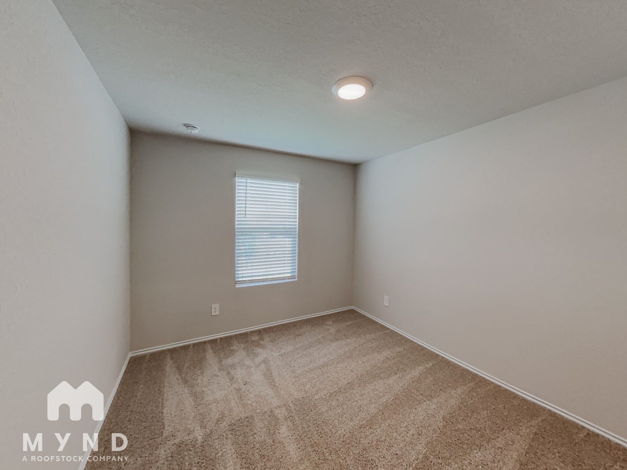 Building Photo - 916 Cinnamon Teal