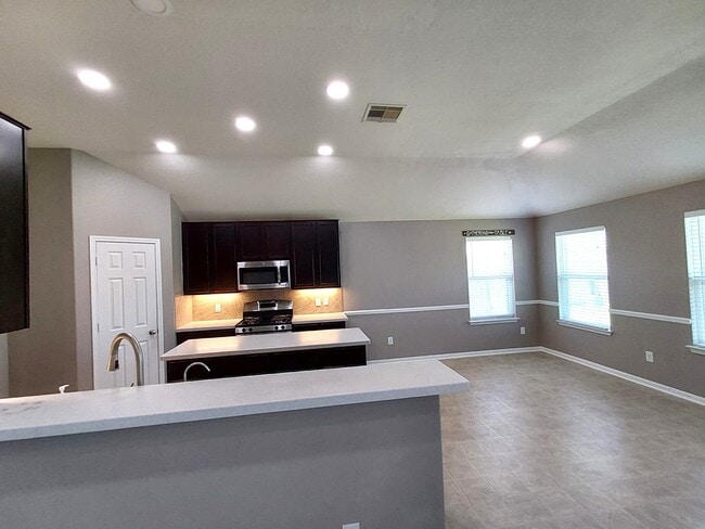 Building Photo - 23150 Quiet Heron Ct