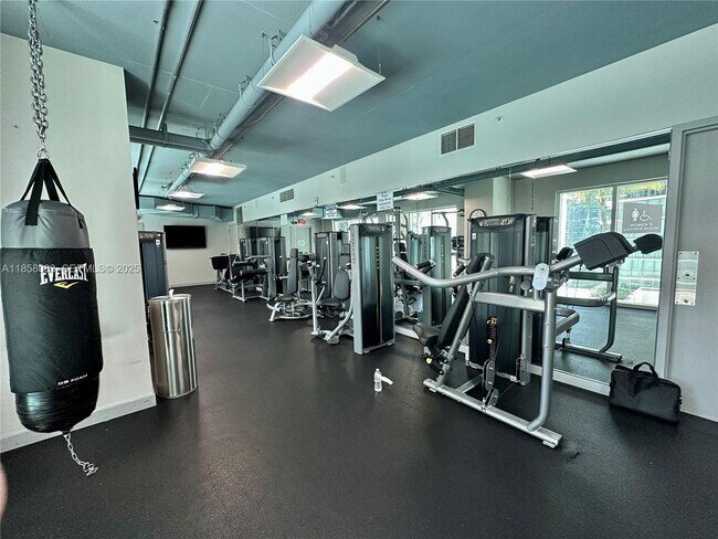 Building Photo - 60 SW 13th St