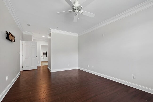 Building Photo - 10411 Rosegate Ct