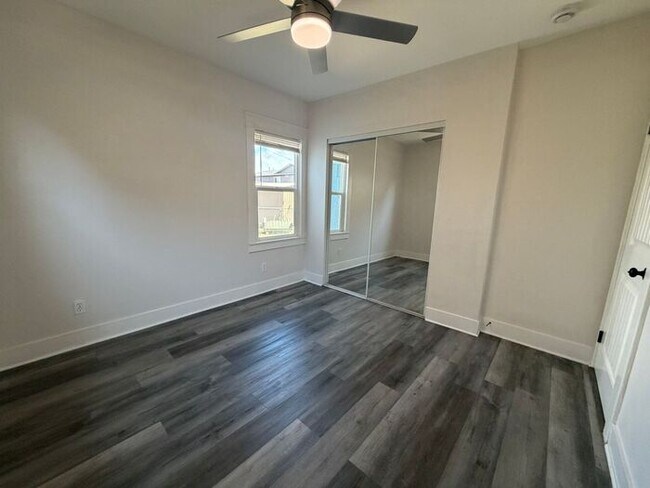 Building Photo - Charming Imperial Beach Home Minutes from the Coast