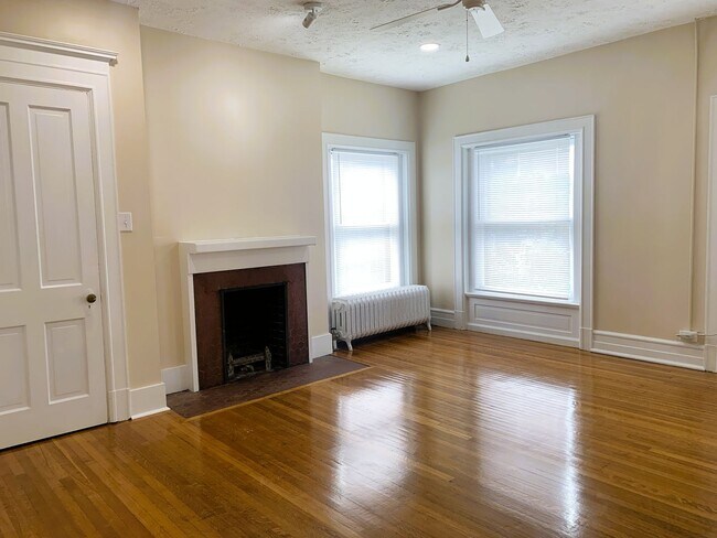Building Photo - 1275 Cherokee Rd