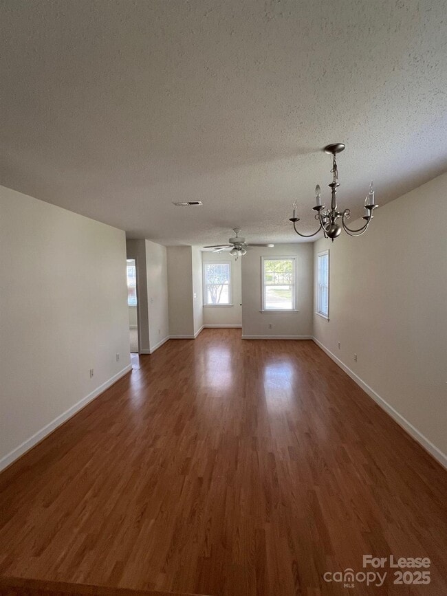 Building Photo - 841 Impala Dr