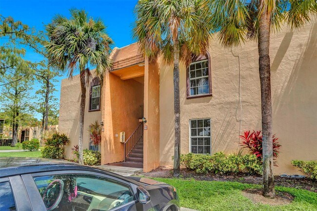 Building Photo - 4211 NW 19th St