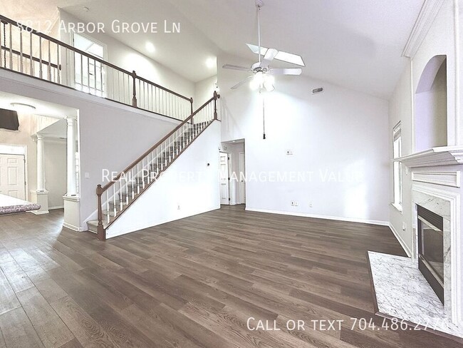 Building Photo - 8812 Arbor Grove Ln