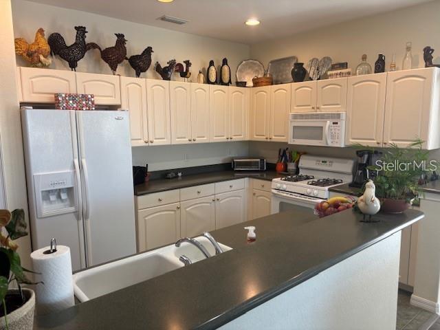 Building Photo - 102 Mestre Ct