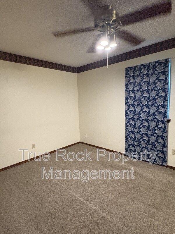 Building Photo - 23185 CR 3520