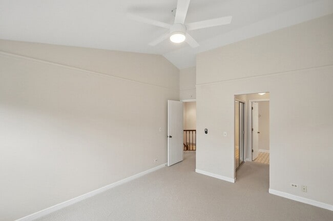Building Photo - 1242 S Wellington Ct