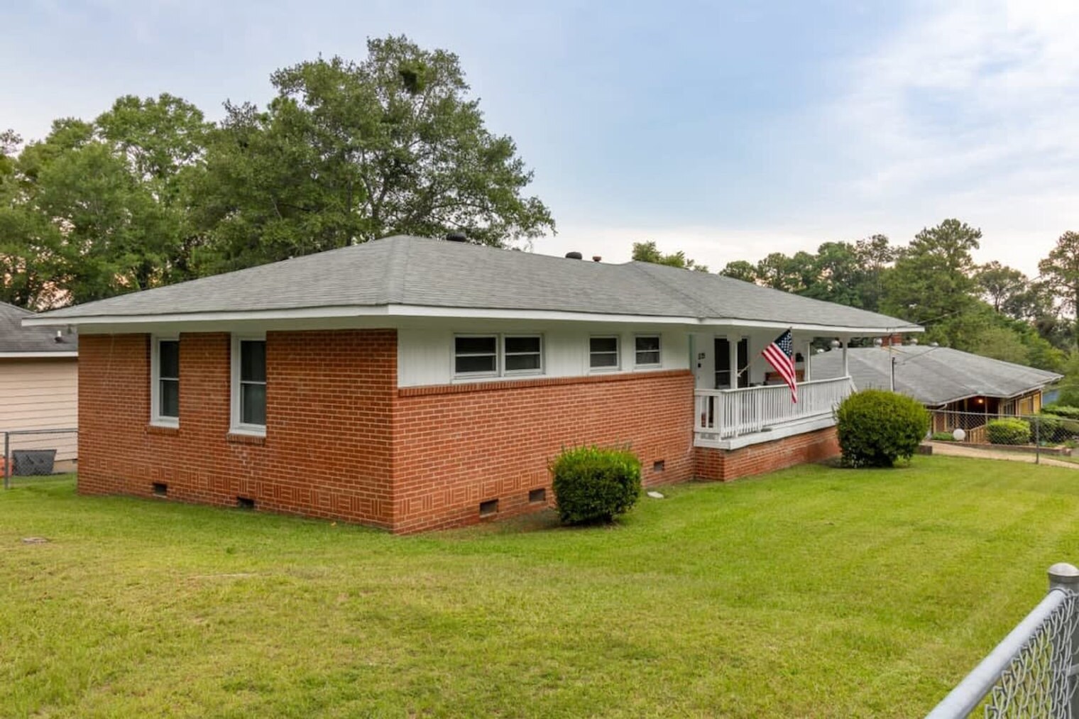 Building Photo - 1529 Brazil Ave