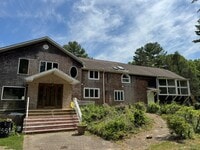 Building Photo - 227 Beverly Rd
