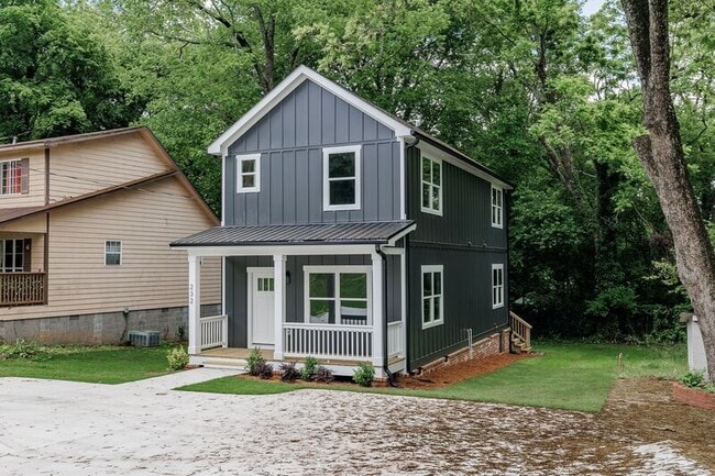 Building Photo - 232 Vine St