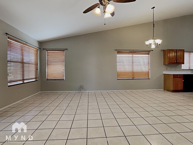 Building Photo - 3828 W Mariposa Grande Ln