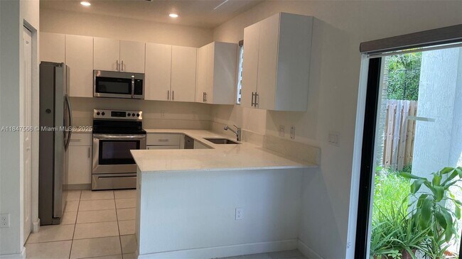Building Photo - 227 SW 159th Ter