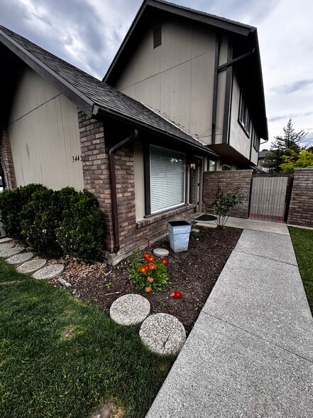 Building Photo - 3445 130 W