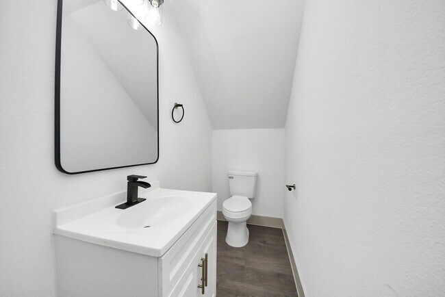 Building Photo - 7973 Joy St