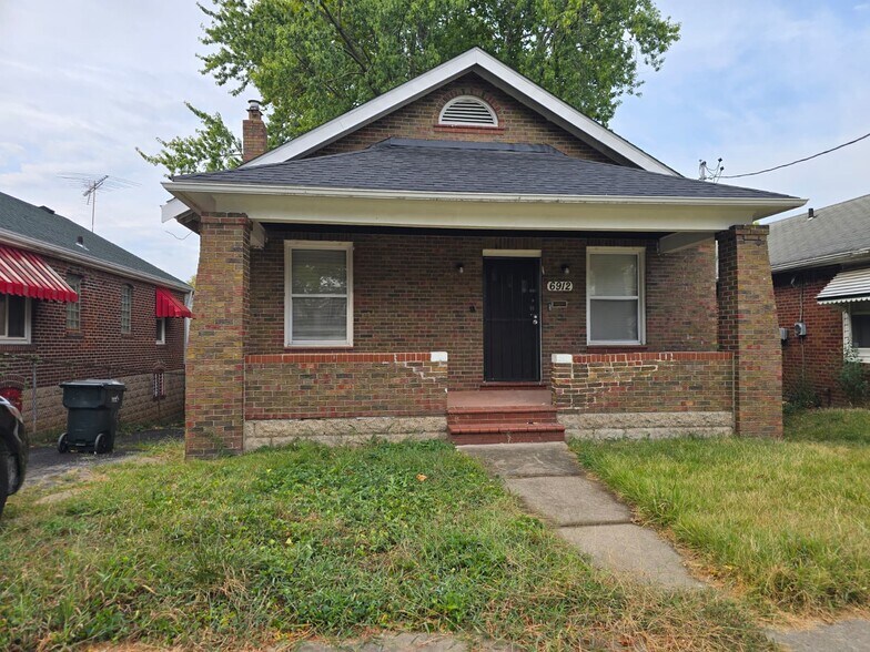 Primary Photo - 6912 Greenway Ave