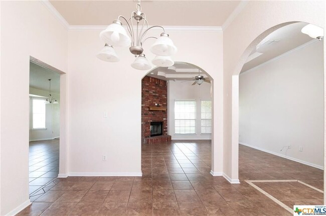 Building Photo - 2605 Wisteria Ln
