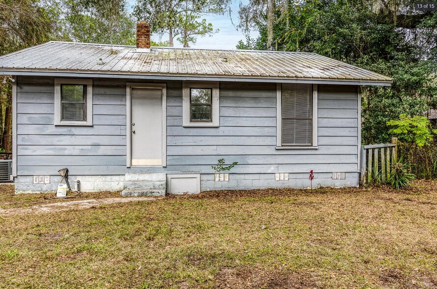 Building Photo - 1009 NW 11th Ave