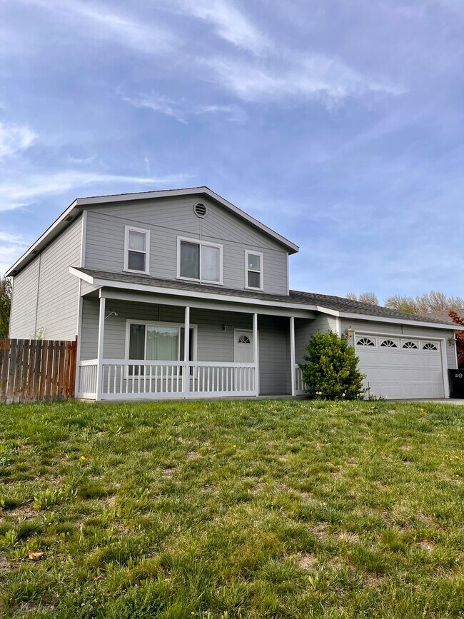 Building Photo - 7400 Richey Rd