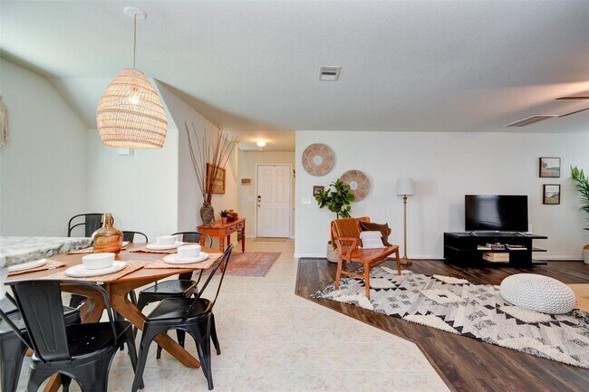 Building Photo - 6807 Alum Rock Ln