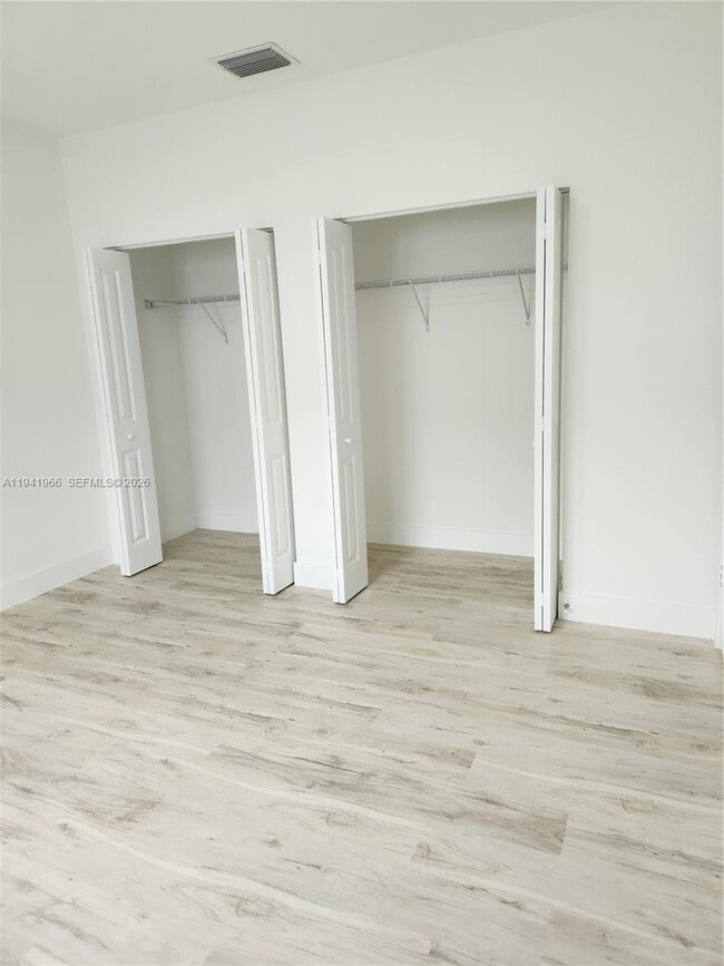 Building Photo - 22065 Miami Ave