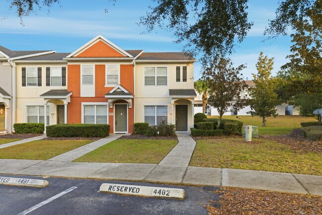 Primary Photo - FREE DECEMBER**Beautiful 2 Bd 2 1/2 bath Corner unit in Wynchase!!NO APPLICATION FEES