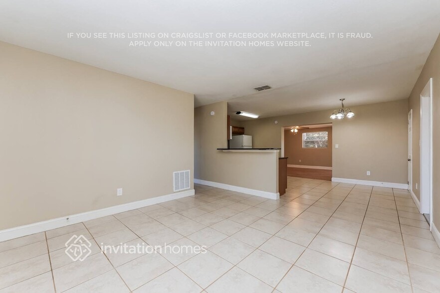 Building Photo - 8505 Temple Park Dr