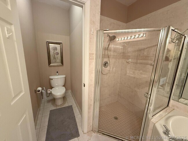 Building Photo - 328 W Coral Trace Cir