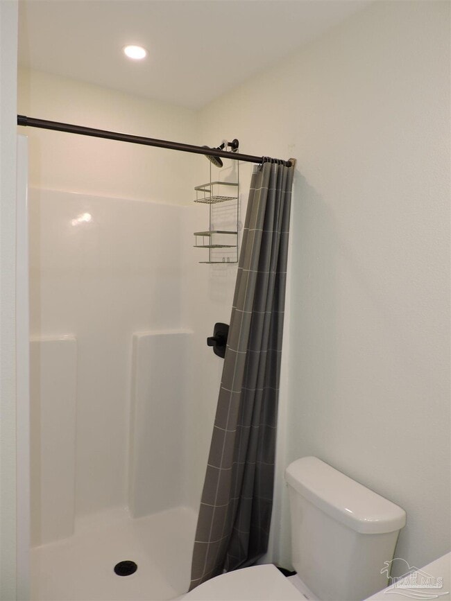 Building Photo - 1702 E La Rua St