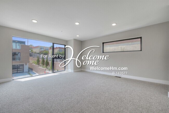 Building Photo - Coming Soon - NEWER Luxury Town Home Centr...