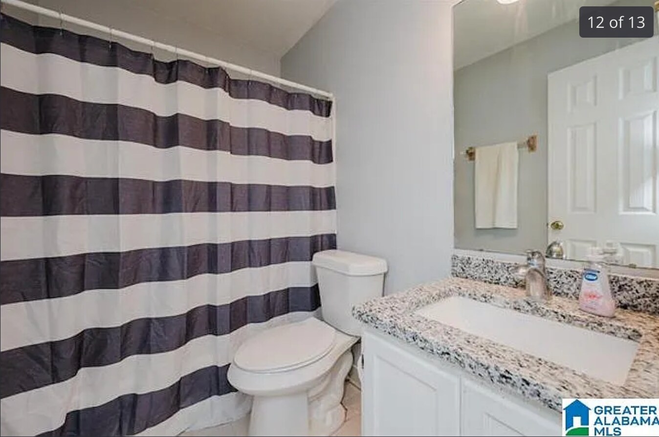 Building Photo - 218 Carl Nichols Dr