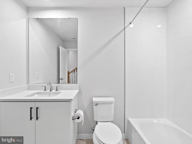 Building Photo - 7465 Backett Wood Ter