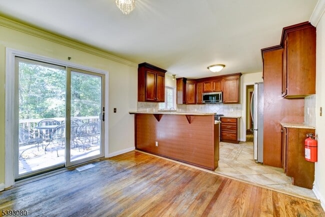 Building Photo - 109 Edgewood Dr