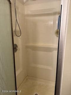 Building Photo - 104 Des Moines Ct