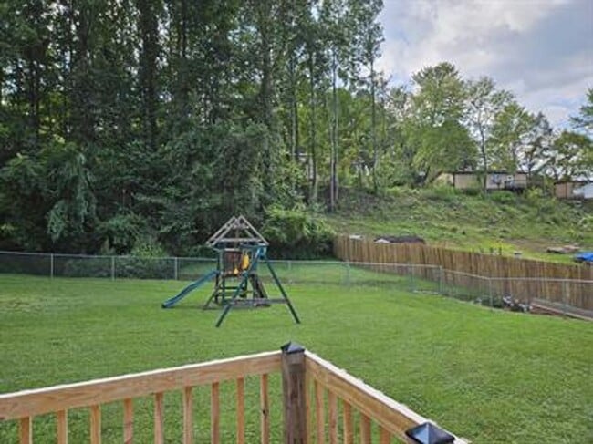 Building Photo - 1883 Powder Branch Rd