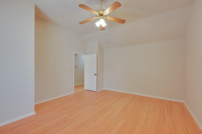 Building Photo - 13552 Anarosa Loop