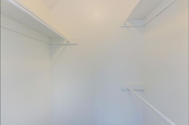 Building Photo - * $300 Off April and May Rent * Beautiful 1 bedroom apartment *