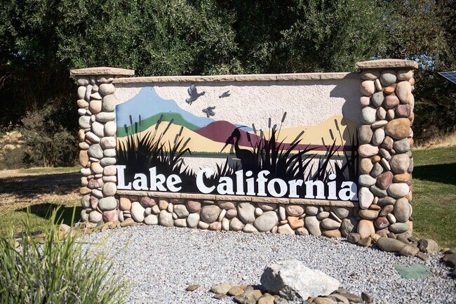 Building Photo - Lake California Home with 2 Car Garage and RV Parking- Available for Move In! $300 Move in Special!!