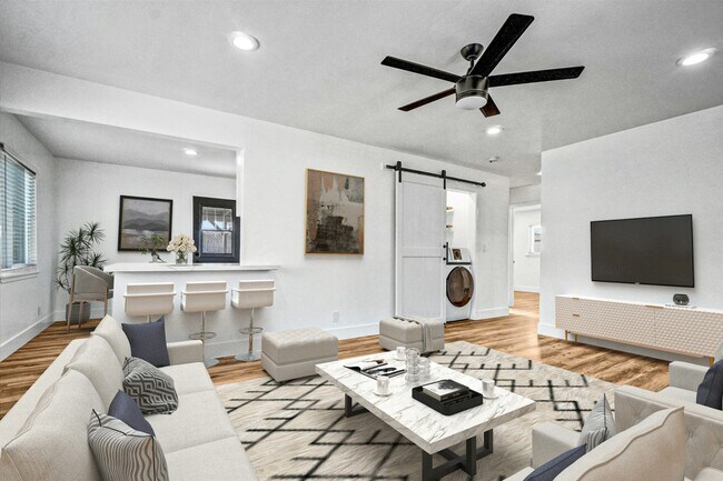 Building Photo - 8072 La Palma Dr