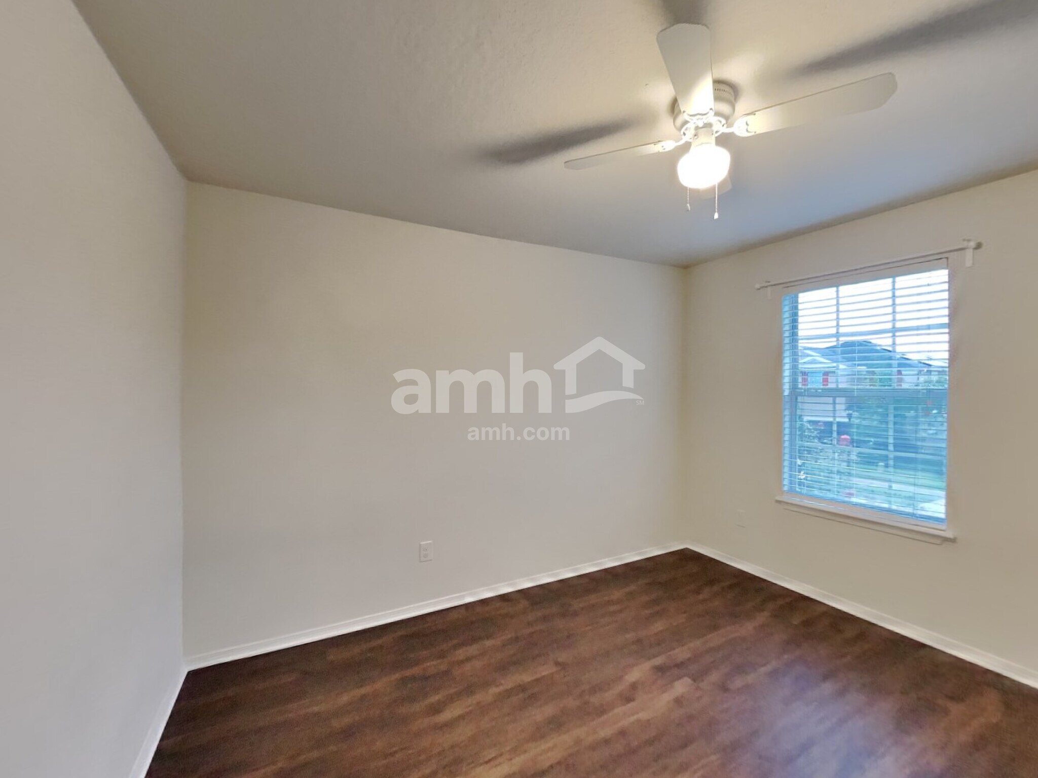 Building Photo - 2806 Maple Brook Loop