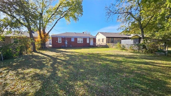 Building Photo - 4013 NW Liberty St